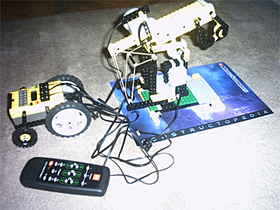remote controlled intelligent robotic arm 